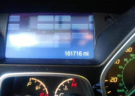 2014 Ford Focus Se z USA, uszkodzony, nr VIN 1FADP3F27EL251990